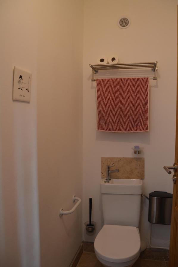 Aux 4 Fontaines Apartment Narbonne Bagian luar foto